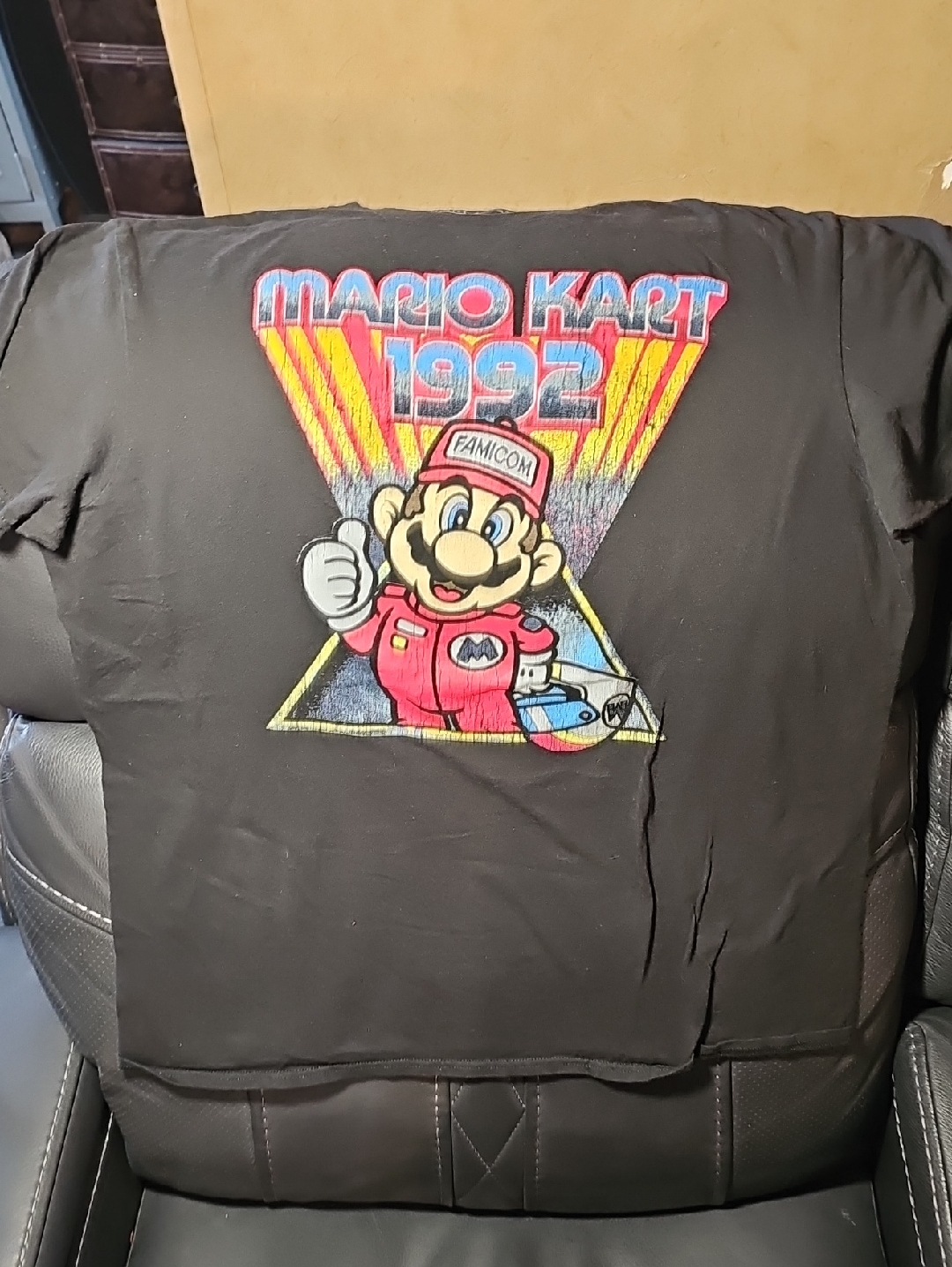 Nintendo Black Mario Kart 1992 Vintage Graphic Tee With Red & Yellow Accents
